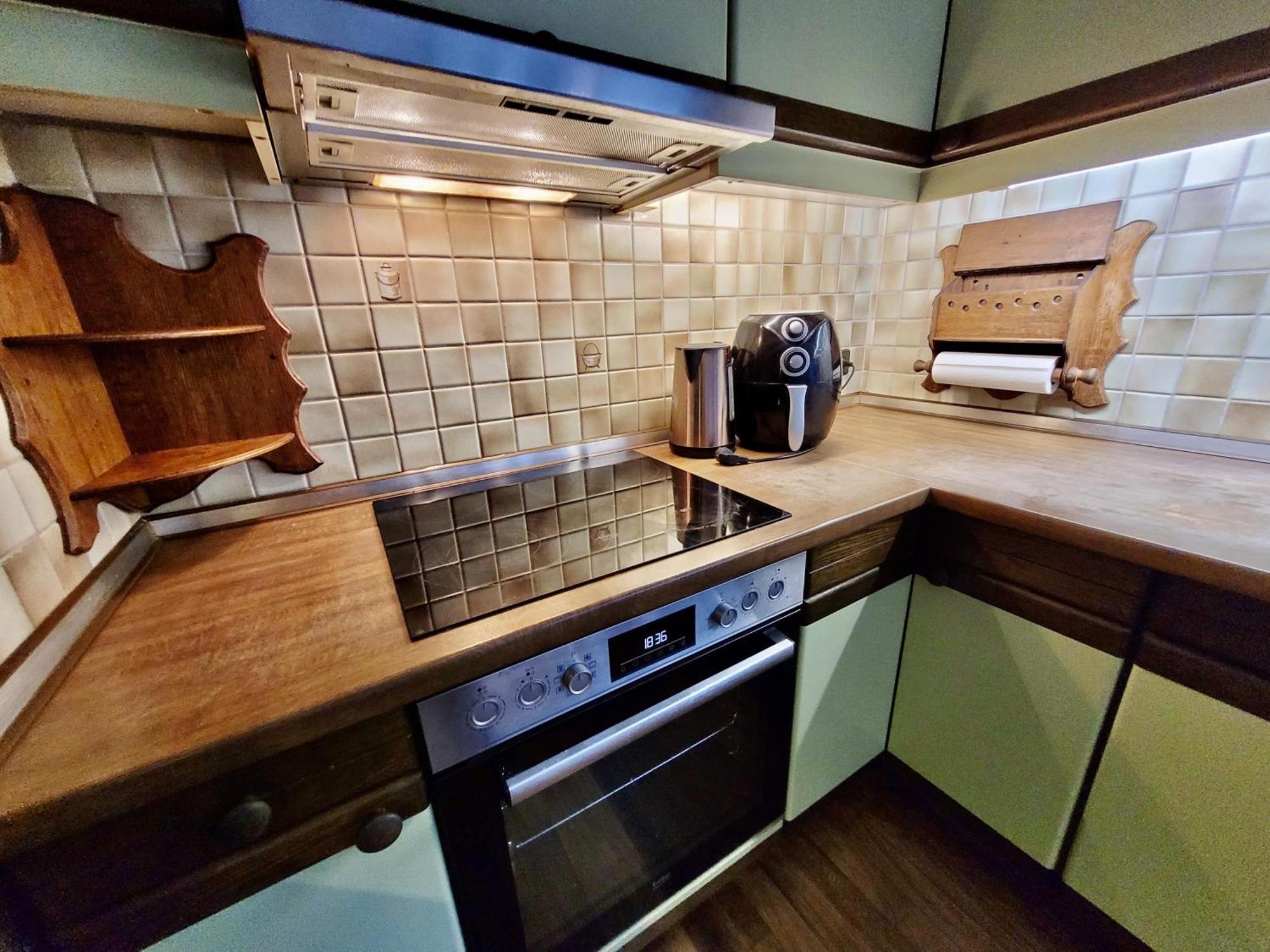 10 Min Zur Altstadt, Scheunen Ferienwohnung, Sternenhimmel Im Wintergarten Mit Grill, Lift Und Kino * Trier